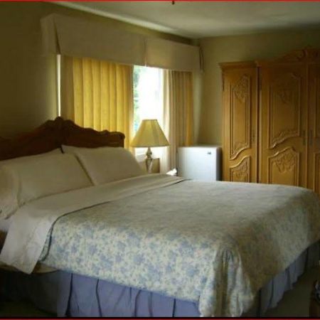 Bluecrest Bed And Breakfast Niagara Falls Eksteriør bilde