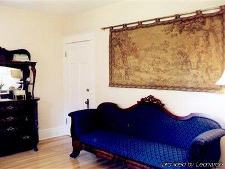 Bluecrest Bed And Breakfast Niagara Falls Rom bilde